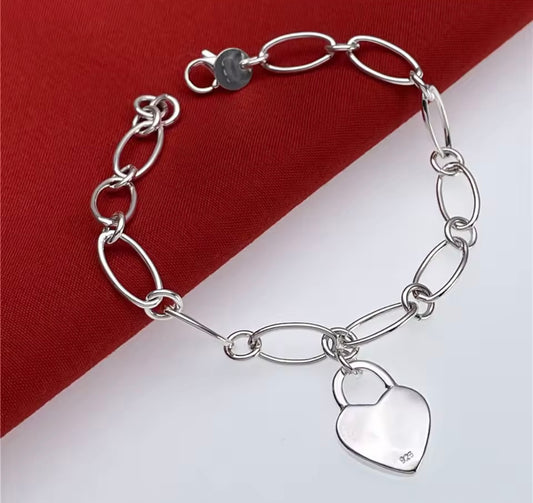 925 Silver Heart Charm Chain Bracelet – Minimalist Style