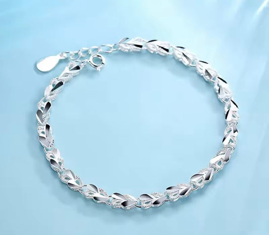 925 Silver Heart Love Bracelet – Elegant 20cm Chain